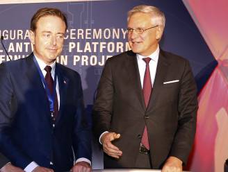Kris Peeters over Bart De Wever: "We hebben al jaren geen contact meer en dat betreur ik" (en dat merkt ook hond Duffy)