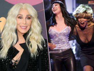 Cher bezocht Tina Turner aan haar ziekbed: "Ze gaf me toen een paar schoenen cadeau"