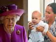 Elizabeth II souhaite un bon anniversaire à Archie avec une photo “très gênante”