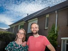 Het dak van je rijtjeshuis aan de buitenkant isoleren: gemeente Eindhoven sputtert tegen maar stemt toch in