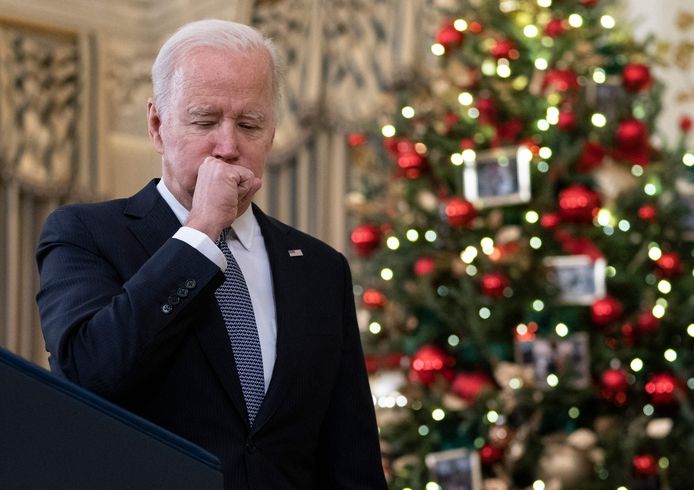 Joe Biden a toussé à de nombreuses reprises lors de son allocution ce vendredi 3 décembre.