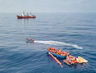 Duizend migranten gered op Middellandse Zee
