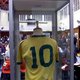 Wereldbekertruitje Pelé geveild voor 92.500 euro