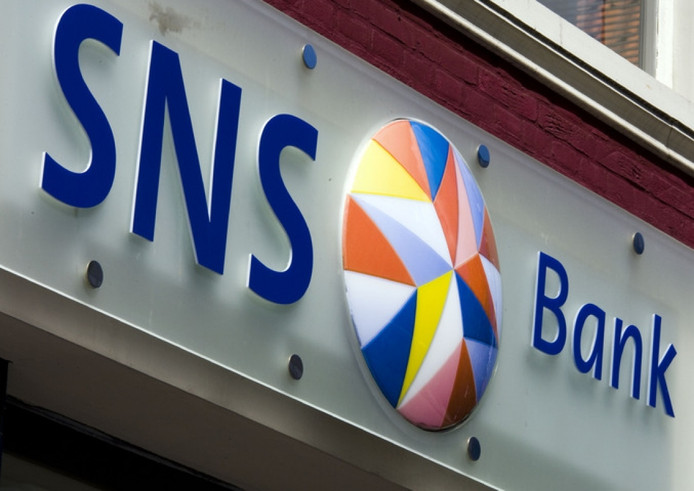 Sns Bank Nijverdal Heft Geldautomaat Op Hellendoorn Tubantia Nl
