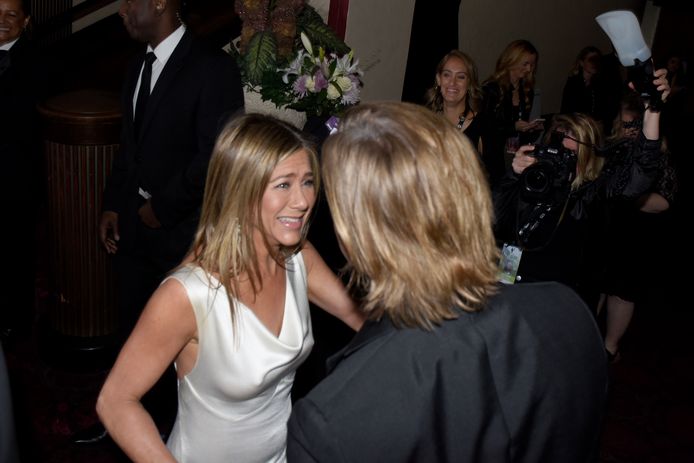Een blij weerzien voor exen Jennifer Aniston en Brad Pitt.