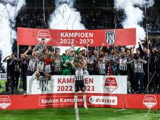 Kampioensspecial Heracles wordt maandag op meerdere plekken uitgedeeld in Almelo