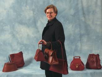 LEVENSVER­HAAL. “Mijn eerste ingreep was direct een drastische”: barones Schwennic­ke (85), de vrouw achter het succes van handtassen­merk Delvaux