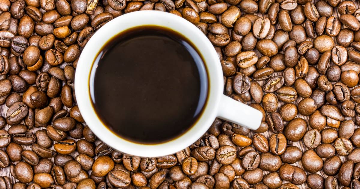 Zo koffie van de lekkerste koffiebonen uit de supermarkt: en kruidig met weinig bitters' | Koken & Eten | AD.nl
