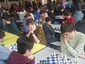 Sint-Barbaracollege kroont zich tot Belgisch schoolschaakkampioen