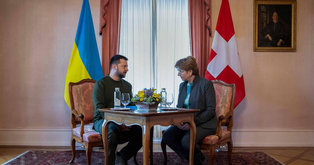Su richiesta di Kiev, la Svizzera organizza un vertice di pace sull'Ucraina  al di fuori