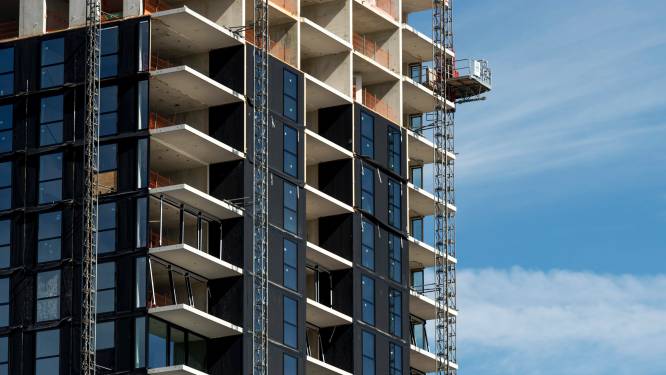 Woningbouw Amsterdam redelijk op schema, sociale huur blijft achter