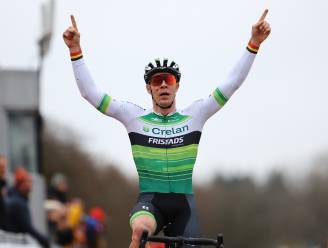 Laurens Sweeck maakt het verschil in het zand en wint in Sint-Niklaas: “Het seizoen mag voor mij nog wel even duren”