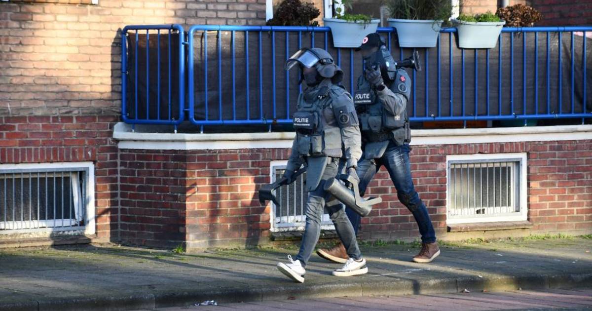 Arrestatieteam houdt verdachte aan in Vlissingen vanwege schietpartij Ritthem