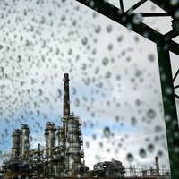 Poetins nieuwste chantagepoging? ‘Kremlin wil olietoevoer van Kazachstan naar Duitsland stilleggen’