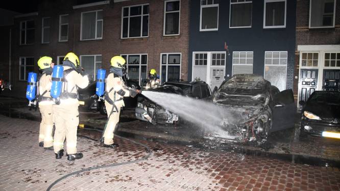 Twee auto's in vlammen op in Vlissingen