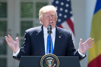 Trump bereid om onder ede te getuigen over communicatie met ex-FBI-baas