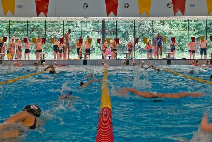 Snel Groeiend Nijmegen Noord Wil Zwembad Nijmegen Gelderlander Nl