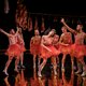 In deze vrolijke queer-versie van The Wizard of Oz is iedereen op zoek naar zijn identiteit  ★★★☆☆