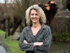 Epidemioloog Susan van den Hof uit Ommen: ‘Steeds als er slecht nieuws is over de vaccins ga ik weer rekenen’
