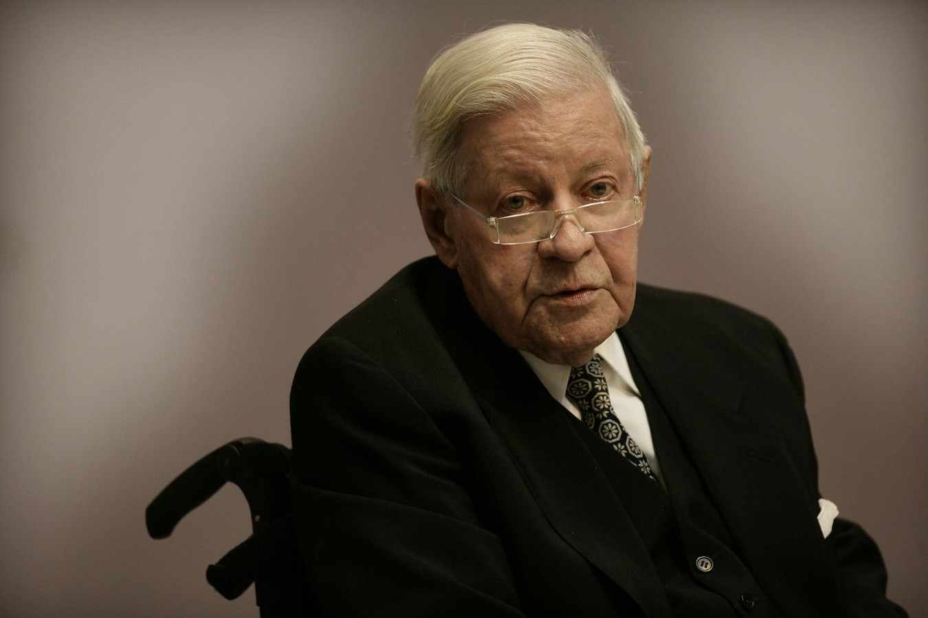 Voormalig Duitse kanselier Helmut Schmidt overleden