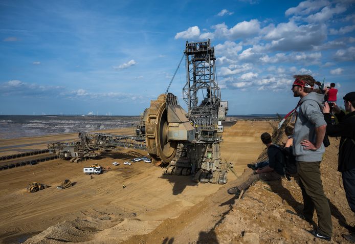 Foto d'archivio di una protesta del 2018 contro l'ulteriore espansione delle operazioni di lignite ad Hambach.