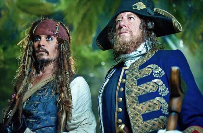 Het schrijversduo Rhett Reese en Paul Wernick, dat door Disney was aangetrokken om te werken aan een zesde Pirates of the Caribbean-film, is opgestapt.