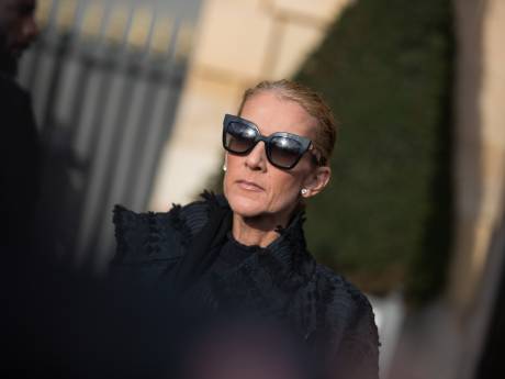 “Je suis désolée de vous décevoir”: Céline Dion annule tous ses concerts prévus jusqu’en avril 2024
