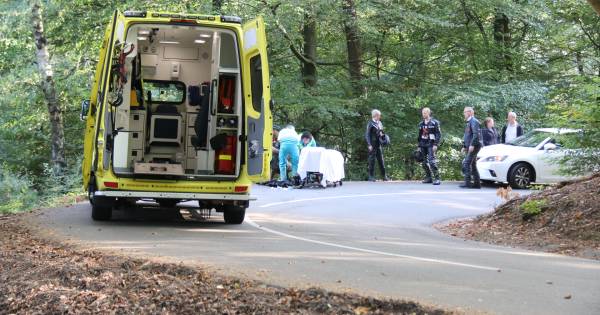 Motorrijder gewond aan been na val in S-bocht op Posbank