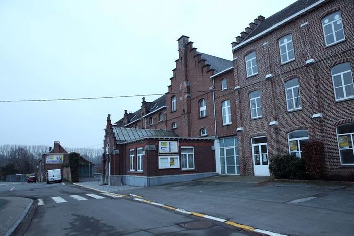 Het Sint-Gabriëlinstituut staat momenteel leeg.
