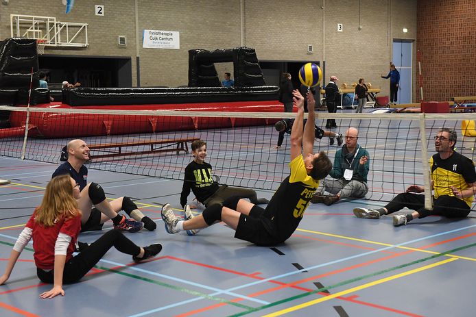 Deelnemers konden uitproberen welke tak van sport of spel het best bevalt in Cuijk tijdens de Sport en Spel Carrousel.