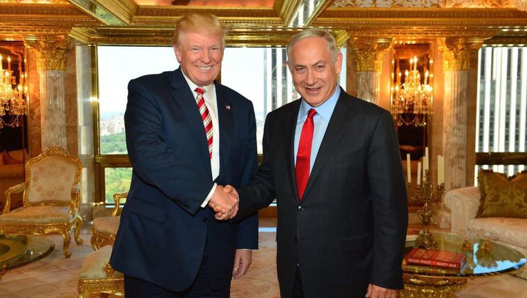 President Donald Trump met de Israëlische premier Netanyahu. Beeld epa