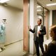 Hier laten mensen zich vrijwillig besmetten met een virus: baanbrekend centrum Vaccinopolis opent de deuren