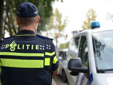 Politieagent in gezicht gestompt bij aanhouding van doorrijder na ongeluk