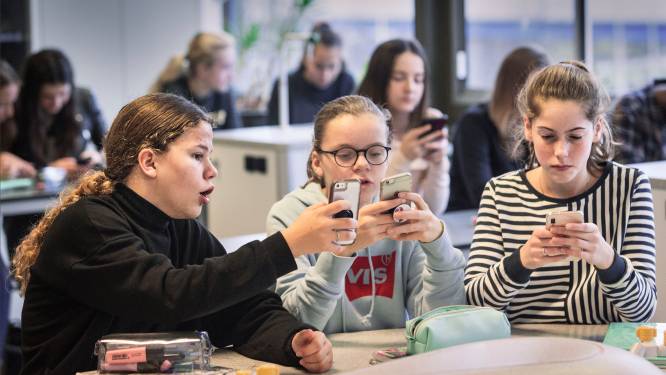 Mogelijk toch einde aan smartphone in de klas: ‘Ik stop pas als dit geregeld is’