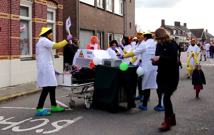 Bezoekers worden gescand en gekloond door een groep Chinezen.
