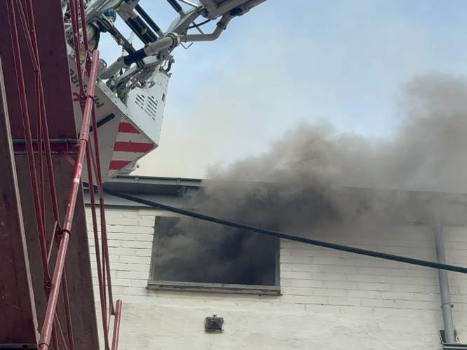 Woning zwaar beschadigd door brand in Etterbeek