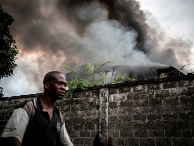 VIDEO. Duizenden stemmachines in vlammen opgegaan in Congo