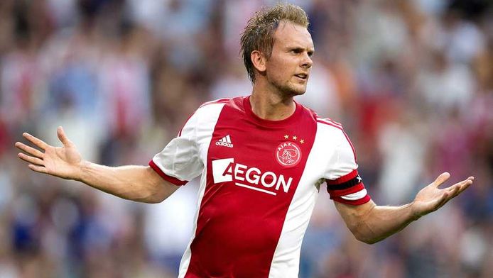 Siem de Jong weer 'lekker thuis' | Nederlands voetbal ...