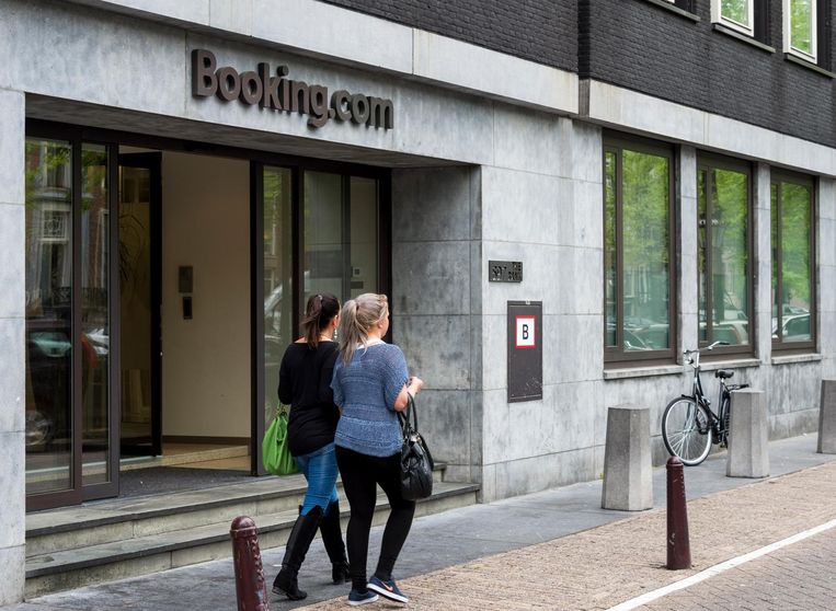 Het hoofdkantoor van Booking.com in Amsterdam. Beeld anp
