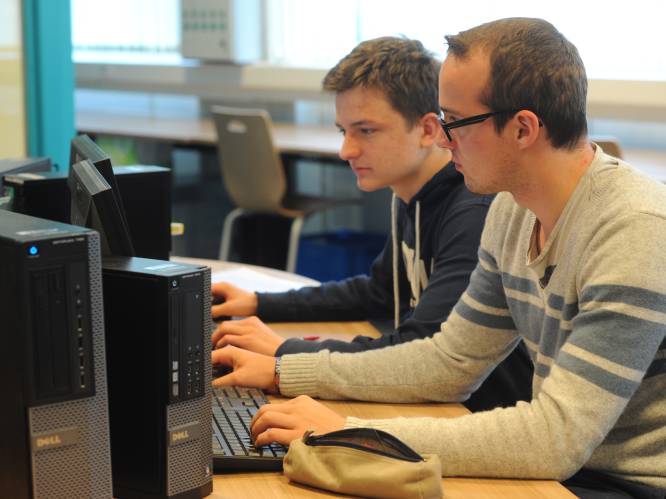 Studenten Odisee voeren met succes hackertests uit bij 50 bedrijven: “Website in kwartier tijd overgenomen”