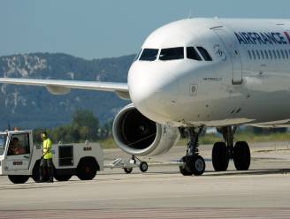 Piloten Air France dreigen volgende week met staking