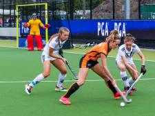 Aanvalster Donja Zwinkels van Oranje-Rood naar HC Tilburg