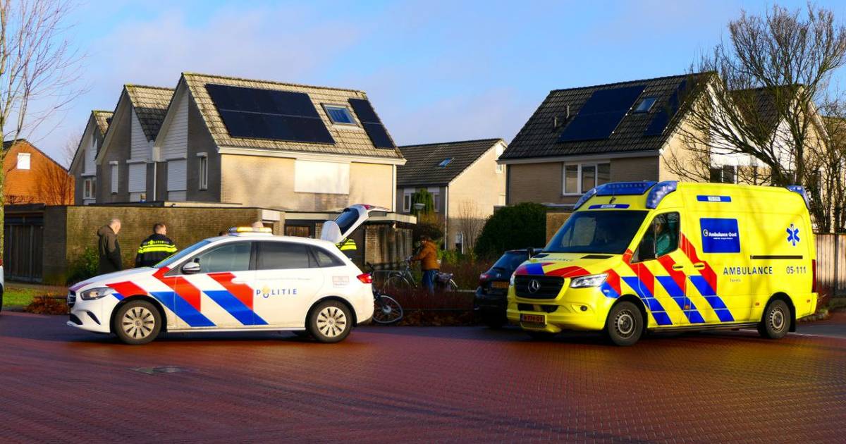 Fietsster in botsing met busje in Oss, vrouw naar ziekenhuis.
