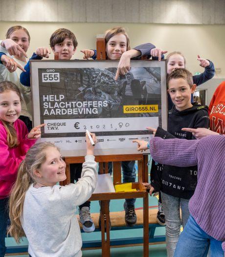 Leerlingen lopen mega-bedrag bij elkaar voor slachtoffers aardbevingen