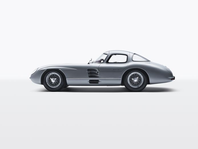 De Mercedes-Benz 300 SLR Uhlenhaut Coupé.