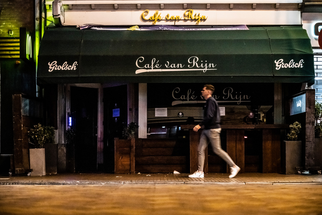 Nijmegen scoort opnieuw hoog met besmettingscijfers corona | Foto | AD.nl