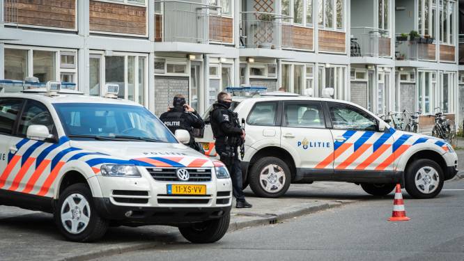 Appartement in Utrecht Overvecht blijkt volgestouwd met een fortuin aan cocaïne en contant geld
