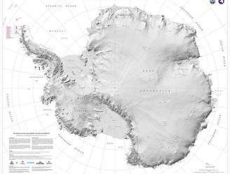 Nieuwe kaart Antarctica legt alle geheimen van het continent verbluffend gedetailleerd bloot