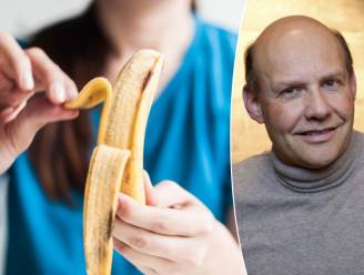 TikTokkers promoten bananenschillen tegen huidproblemen, maar werken die echt? “Ze zitten alvast bomvol vitaminen”