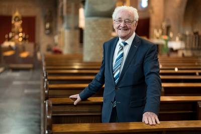 Negentig jaar en niet van plan te stoppen: Nulandse pastor Verbakel blijft inspireren